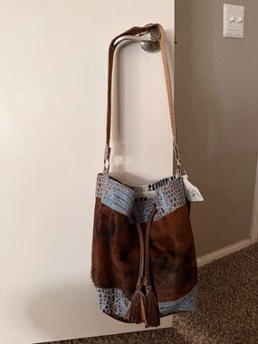 Shoulder bag